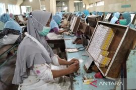 Pemkab verifikasi penerima BLT buruh rokok selesai akhir Maret