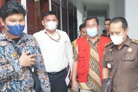Empat terdakwa korupsi dana COVID-19 ditahan Rutan Medan
