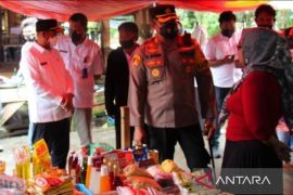 Kapolres Tapin : Ada ancaman penjara dan denda apabila timbun minyak goreng