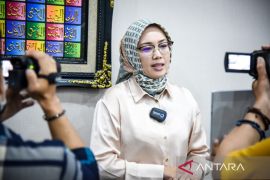 Pemkab Purwakarta salurkan ribuan paket sembako ke warga terdampak pandemi