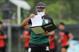 Pelatih Borneo FC bersyukur masih dapat poin  lawan Arema FC