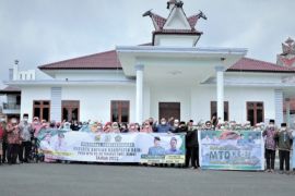 Eddy Berutu lepas kontingen MTQN Dairi menuju Medan