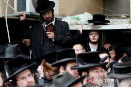 Ratusan Yahudi Ortodok tolak partisipasi Netanyahu di sidang umum PBB pekan depan