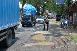 Polres Sukoharjo cek jalan antisipasi rawan  kecelakaan lantas