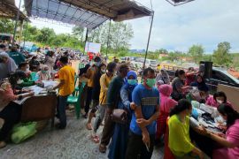 Wilmar-KPNT gelar operasi pasar minyak goreng di Merangin