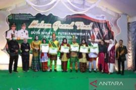 Disbudporpar promosikan objek wisata Tanah Bumbu melalui duta wisata