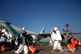 Presiden Jokowi teken Keppres soal biaya haji 2022