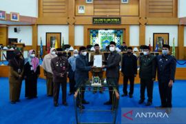 Bupati Pangkep berharap perda PGB tingkatkan PAD