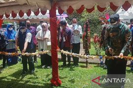 Konjen Australia kunjungi Kampung KB di Balocci Pangkep