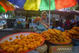 Pedagang Sala Lauak Pariaman Keluhkan Minyak Goreng Page 1 Small