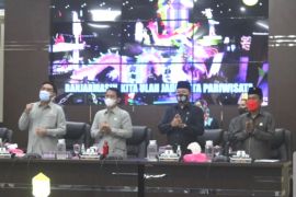 Advertorial- DPRD Banjarmasin restui UU pemindahan ibu kota provinsi dibawa ke MK