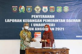 Gubernur berharap Sulbar pertahankan opini WTP pada LKPD 2021