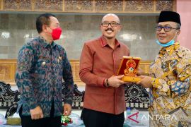 Wakil Bupati Bangli ajak kepala desa studi desa digital dan desa wisata ke Lombok Barat