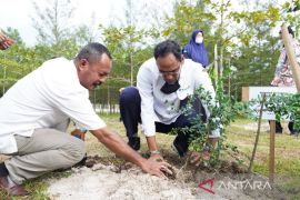Komisi VII DPR RI datangi PT Timah kunjungi Kampoeng Reklamasi Air Jangkang