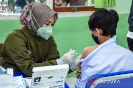 Kasus positif COVID-19 di Karawang semakin berkurang jadi 417 orang