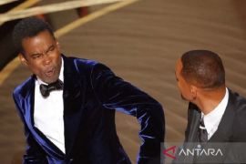 Will Smith tampar Chris Rock di panggung Academy Awards Page 2 Small