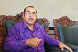 Kesbangpol Bali gandeng BEM tangkal hoaks Pemilu 2024