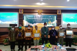 LLDIKTI-X raih penghargaan terbaik I IKPA 2021