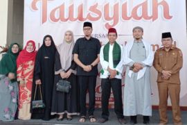 Wako Erman Safar dan UAS resmikan operasional 12 Rumah Tahfiz