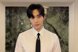 Lee Junho 2PM positif COVID-19