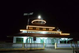 Warga Negeri Wakal malam Ini mulai shalat tarawih dan besok puasa