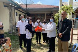 Pemkab Sintang hadirkan bazar migor dan gula pasir jaga stabilitas harga