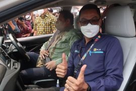 PLN siap dukung Toyota kembangkan mobil listrik di Indonesia