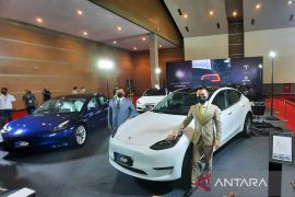 Prestige bawa Tesla Model Y  seharga Rp2 miliar