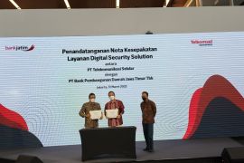 Telkomsel dan Bank Jatim kerja sama layanan digital security
