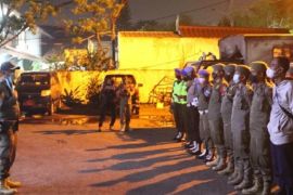 Puluhan pasangan bukan suami isteri terjaring razia