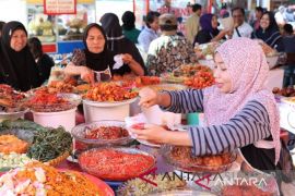 Pemkot mendukung Pasar Pabukoan di Bukittinggi