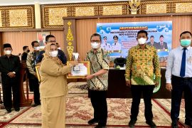 PHR WK Rokan terima penghargaan dari  Pemkab Bengkalis dan Siak