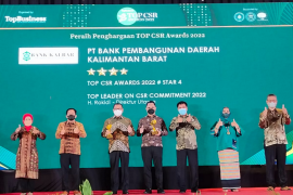 Bank Kalbar raih penghargaan TOP CSR Awards 2022