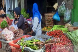 Harga cabai dan telur di Solo jelang Ramadhan turun