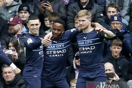 Manchester City kembali ke puncak usai bantai Burnley 2-0