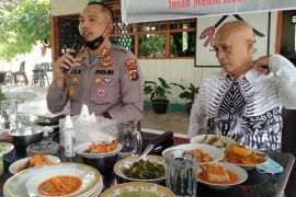 Polres Madina berikan tiket umroh untuk vaksinasi bulan Ramadhan