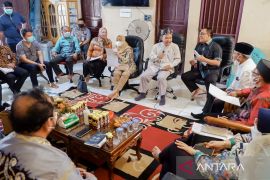 Dewan harapkan desa sepanjang A Yani di Kalsel jadi maju