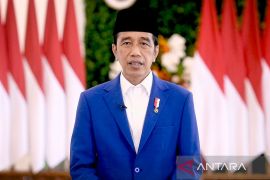 Jokowi bersyukur Alhamdulillah Ramadhan bisa tarawih di masjid