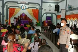 Wujudkan situasi aman dan kondusif, Polisi pam sejumlah gereja di Batubara