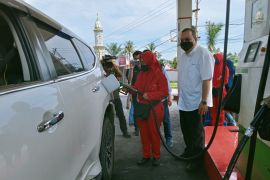Tambah pasokan, Pertamina klaim SPBU di Pekanbaru sepi antrean