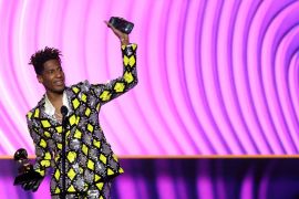 Jon Batiste  raih empat penghargaan Grammy