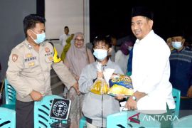 Pemkab Bone Bolango lakukan vaksinasi di halaman masjid
