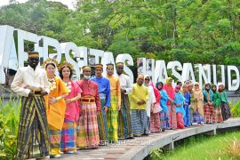 Mahasiswa asing Unhas ikut memeriahkan Hari Kebudayaan Makassar