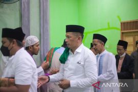 Petugas masjid dan musala di Meranti dapat bantuan tunai Rp200 ribu per bulan