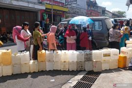 BPKN: Sanksi tegas oknum pengusaha pelanggar kebijakan minyak goreng
