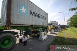 Pertamina minta konsumen di Jatim tidak khawatir pasokan solar dan pertalite