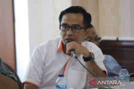 DPRD : Wisman keluhkan proses tes PCR di Batam