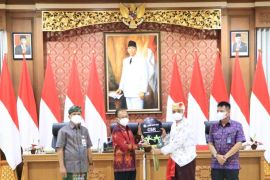 Gubernur Koster akan perjuangkan seluruh MDA dapat mobil operasional