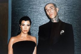 Kourtney Kardashian & Travis Barker telah menikah