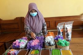 Permintaan jajanan madumongso meningkat di Ramadhan